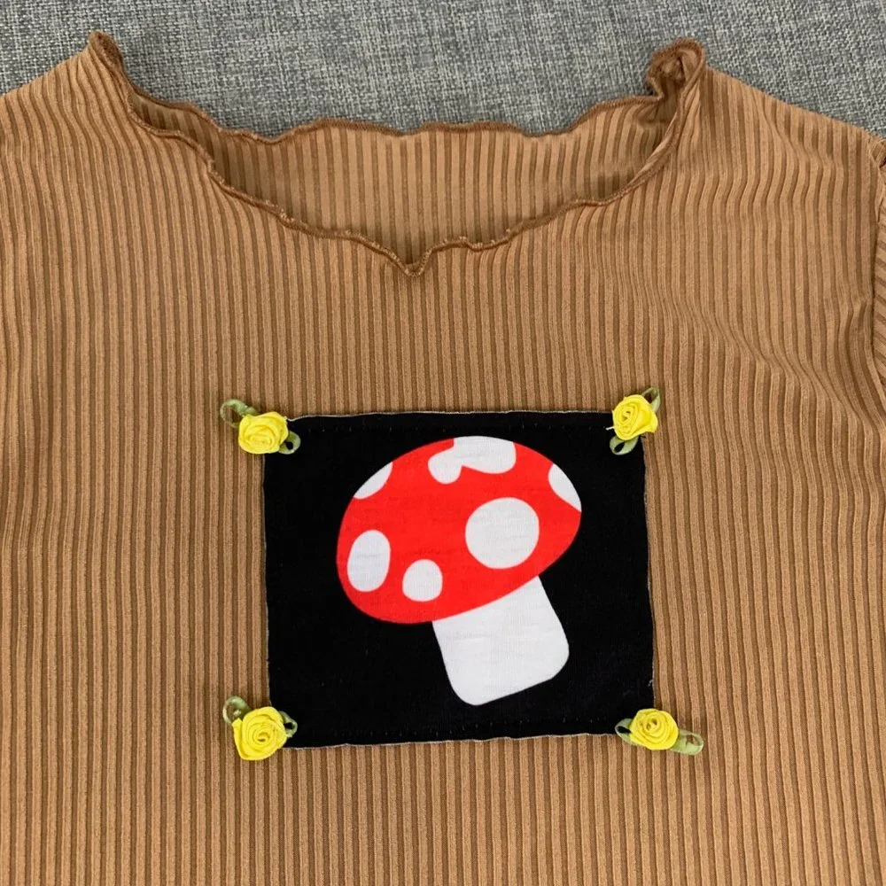 Brand New! Tan Color Cute‎ Mushroom Crop Top Medium Stretchy Yellow Roses